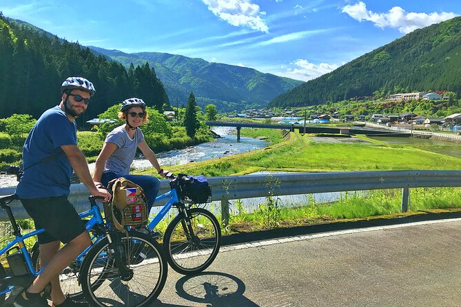 1-Day Private Rural E-Bike Tour in Hida - Following the clear Maze River