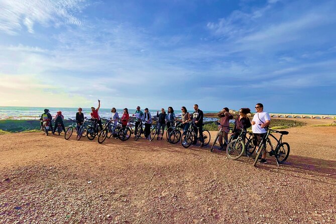11 Km Guided Bike Tour in Lively Casablanca - How the guide affects the experience