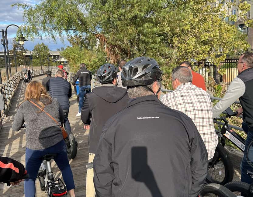 2-Hour, 45-Minute Tour de Wilmington E-Bike Tour - Downtown Wilmington and the Historic Core
