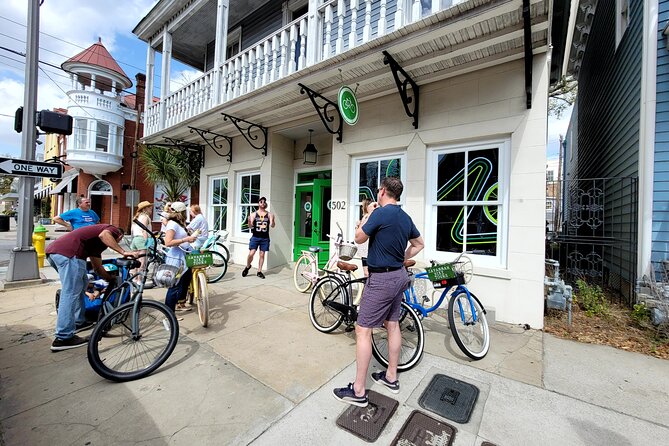 2-Hour Explore Savannah Bike Tour - SCAD and Savannah’s changing identity