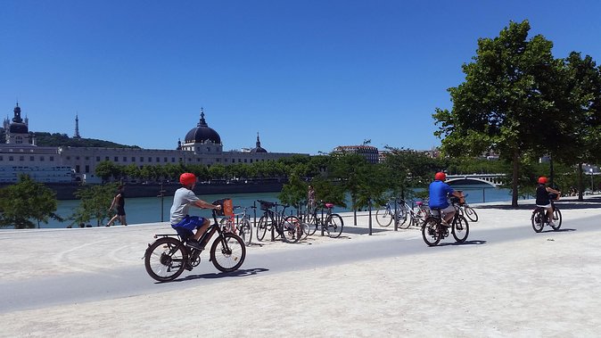 2h - Electric Bike Tour of Lyon with a Local Guide - Old Lyon, the cathedral, and the city’s oldest views