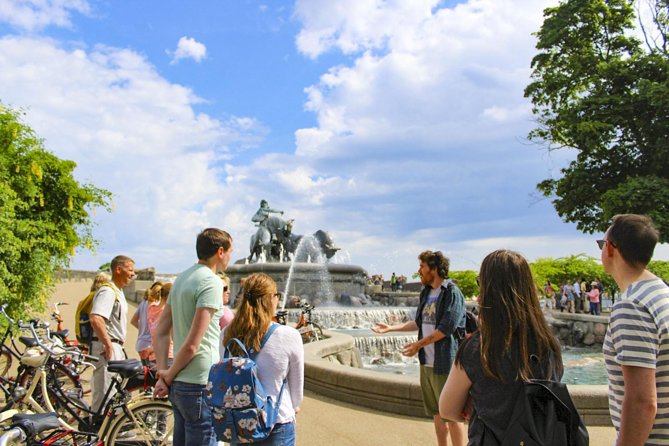 3-hour Copenhagen City Highlights Bike Tour - City Hall, food halls, and the city center