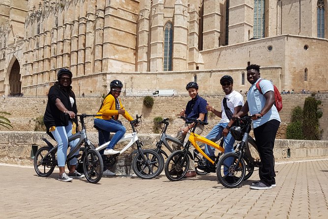 3 Hours E-Bike Tour in Palma - Sa Llotja and the road toward the waterfront