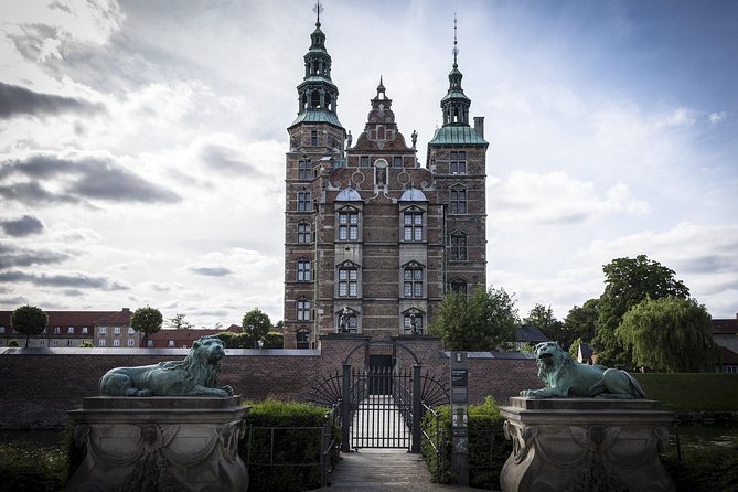 3 Hours Private Bike Tour in Copenhagen - The Little Mermaid at the waterfront