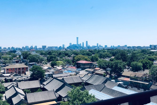 4-Hour Private Beijing Hutong Bike Tour with Dumpling Lunch - Yinding Bridge and the changing mood of the lakes