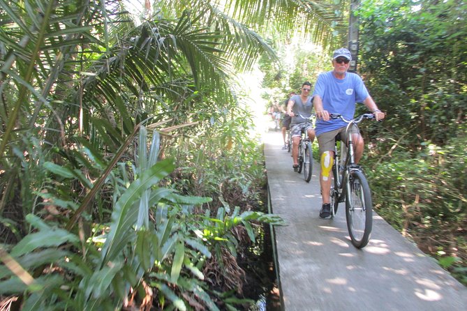 5-Hour Bike Tour of Hidden Bangkok - Crossing the Chao Phraya by boat