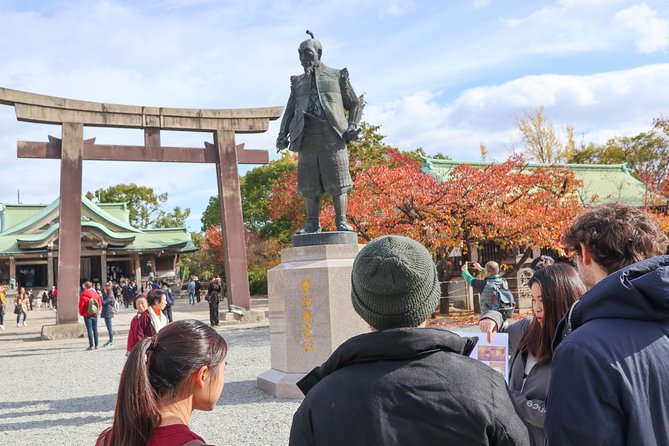 5-Hour Osaka Bike Tour to the Neighborhood of Osaka Castle - Heat, equipment, and practical comfort