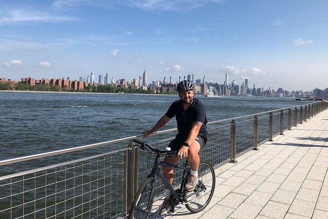 A Day in Brooklyn Bike Tour - Starting Under the Manhattan Bridge
