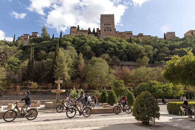 Albaicin & Sacramonte Electric Bike Tour in Granada - Sacromonte and its cave-house traditions