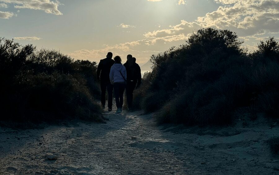 Alicante: Coastline E-Bike and Hiking Tour - Riding from Alicante toward the coves