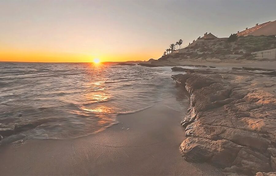 Alicante : E-Bike Coast Tour, Roman Fish Farm and Snorkeling - What makes the coves special