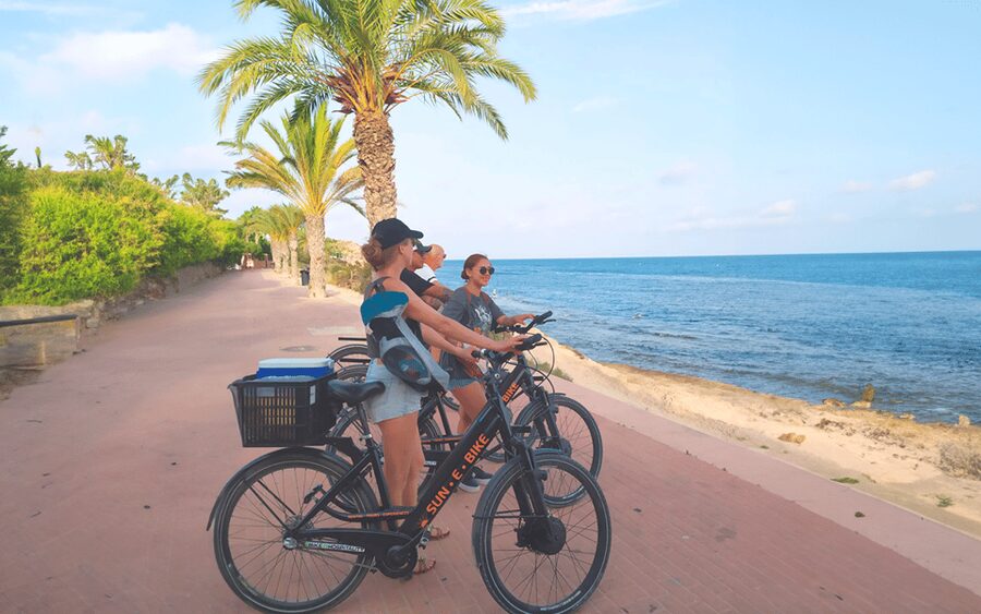 Alicante: Spot the Mediterranean by E-bike - Riding from Alicante toward the beaches
