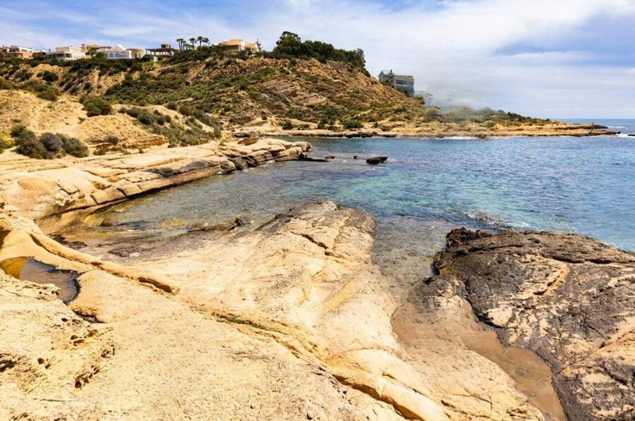 Alicante: Spot the Mediterranean by E-bike - What the $35 price really gives you