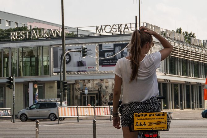 Alternative Berlin Bike Tour - Off the Beaten Tracks in Small Groups - Görlitzer Park and the less polished Berlin experience