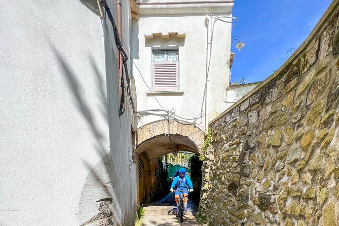 Amalfi coast: E-bike tour from Sorrento to Positano - Setting off from Sorrento