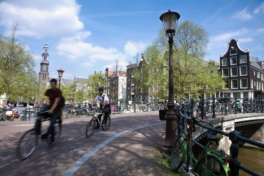 Amsterdam: 3-Hour Private Bike Tour of the City Center - The Jordaan at Street Level