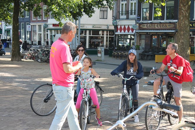 Amsterdam 3 hrs Bike Tour – live guide En/Fr/De/Nl/Sp - The canal ring, where the tour earns its price