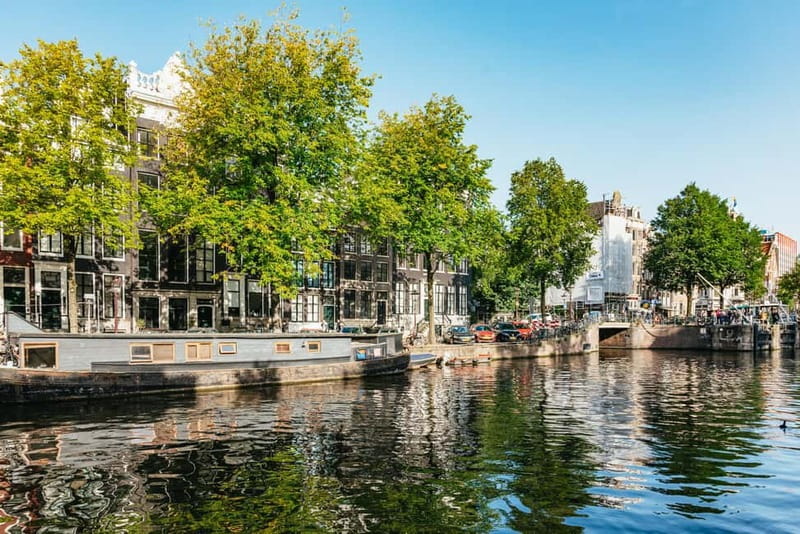 Amsterdam Bike Tour in Small Group + Optional Canal Cruise - Adding the one-hour canal cruise