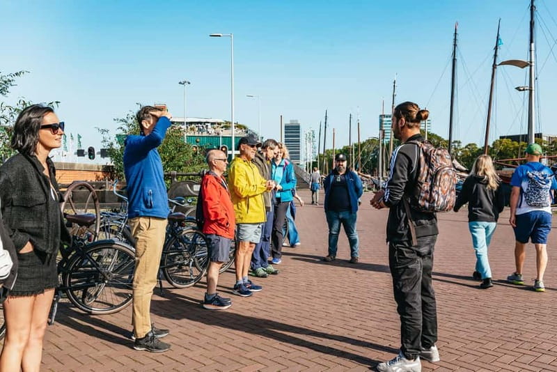 Amsterdam Bike Tour in Small Group + Optional Canal Cruise - Magere Brug and the canal belt
