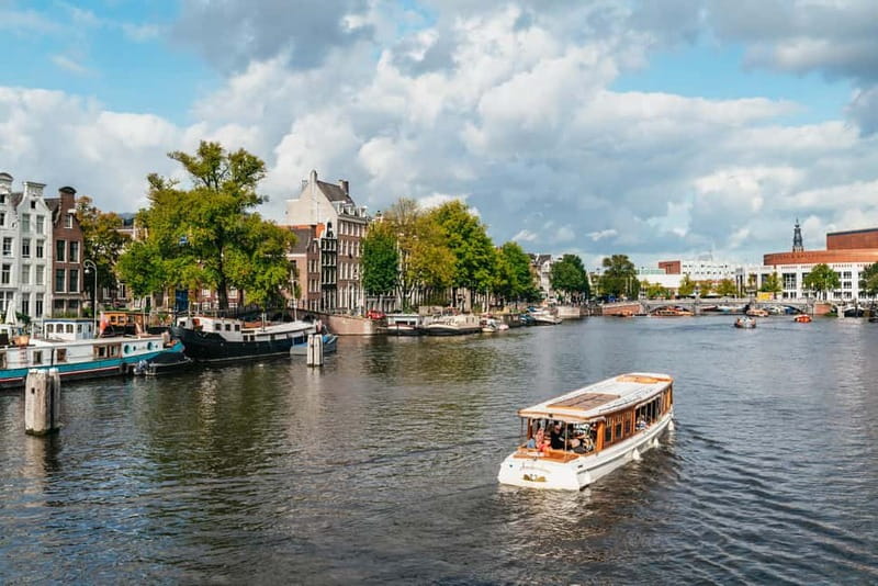 Amsterdam Bike Tour in Small Group + Optional Canal Cruise - Vondelpark is the easiest part of the ride