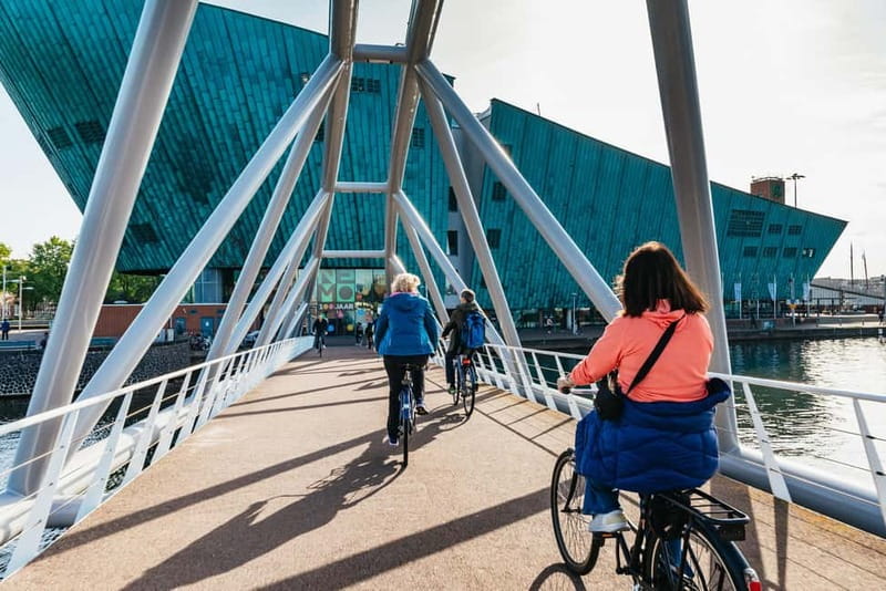 Amsterdam Bike Tour in Small Group + Optional Canal Cruise - What the guides add to the experience