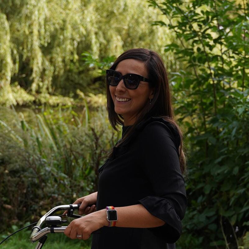 Amsterdam Bike Tour in Small Group + Optional Canal Cruise - Starting at Bikeisready near central Amsterdam