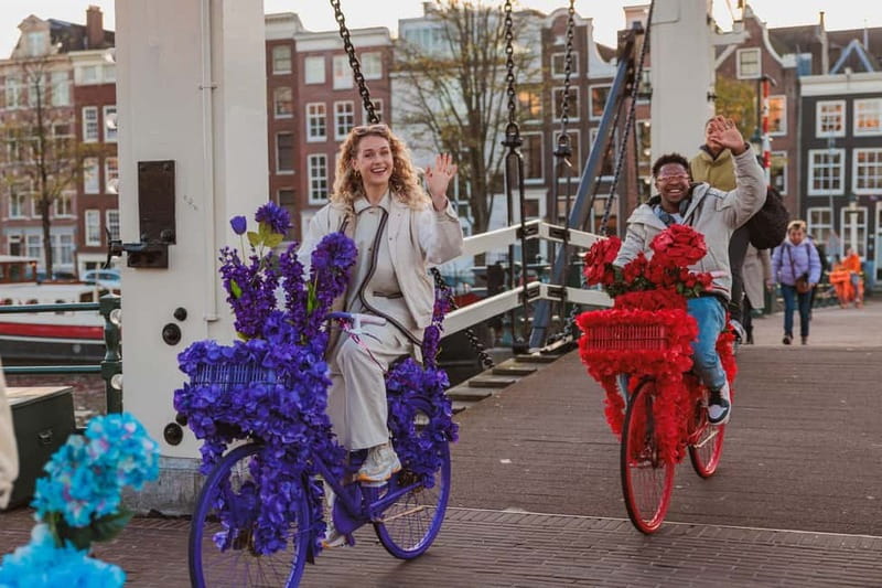 Amsterdam: City Centre, Guided Bike Tour on Flower Bikes - Canal ring, Nine Streets, and the best photo moments