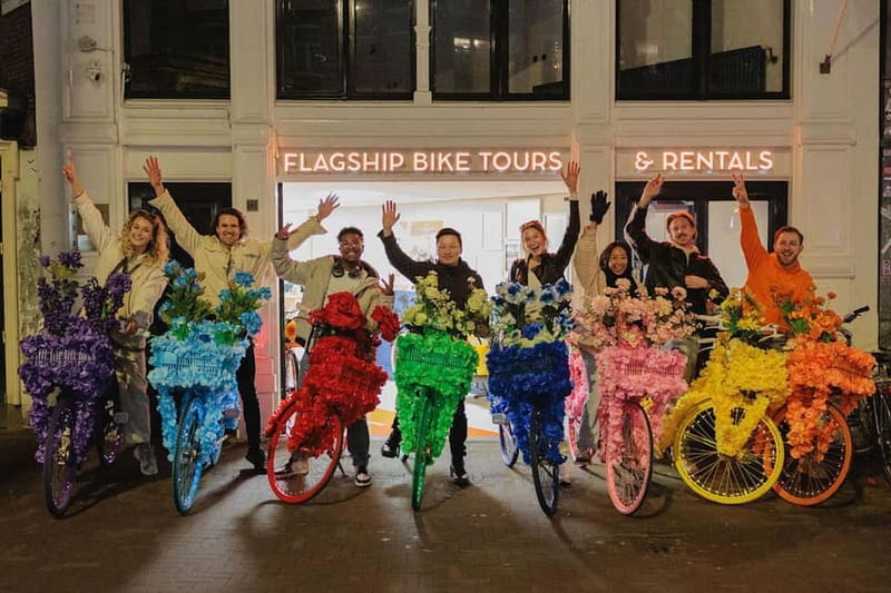 Amsterdam: City Centre, Guided Bike Tour on Flower Bikes - Dam Square closes the loop