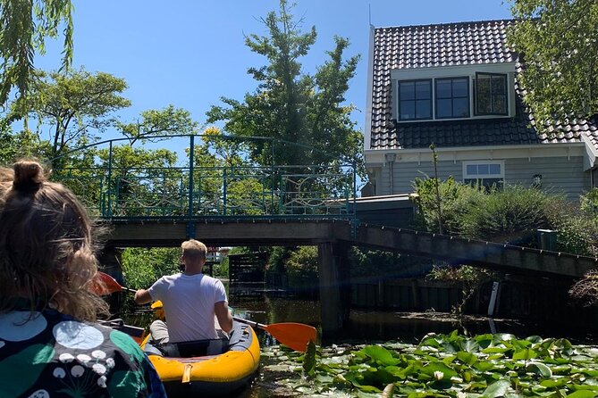 Amsterdam Countryside Bike and Kayak Tour - Kayaking through the Watergang wetlands