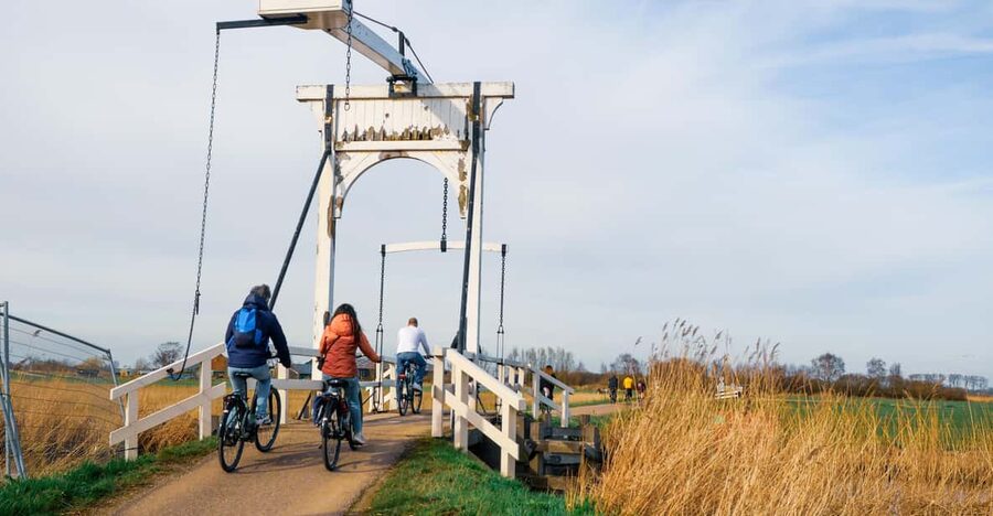 Amsterdam: Dutch Countryside E-Bike with Cheese & Clogs - Why this is a smart break from Amsterdam