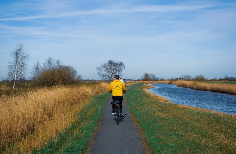 Amsterdam: Dutch Countryside E-Bike with Cheese & Clogs - Is $81 good value?