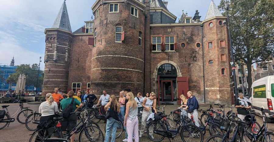 Amsterdam: Explore the City Highlights by Bike - Canal Belt: the city’s signature view