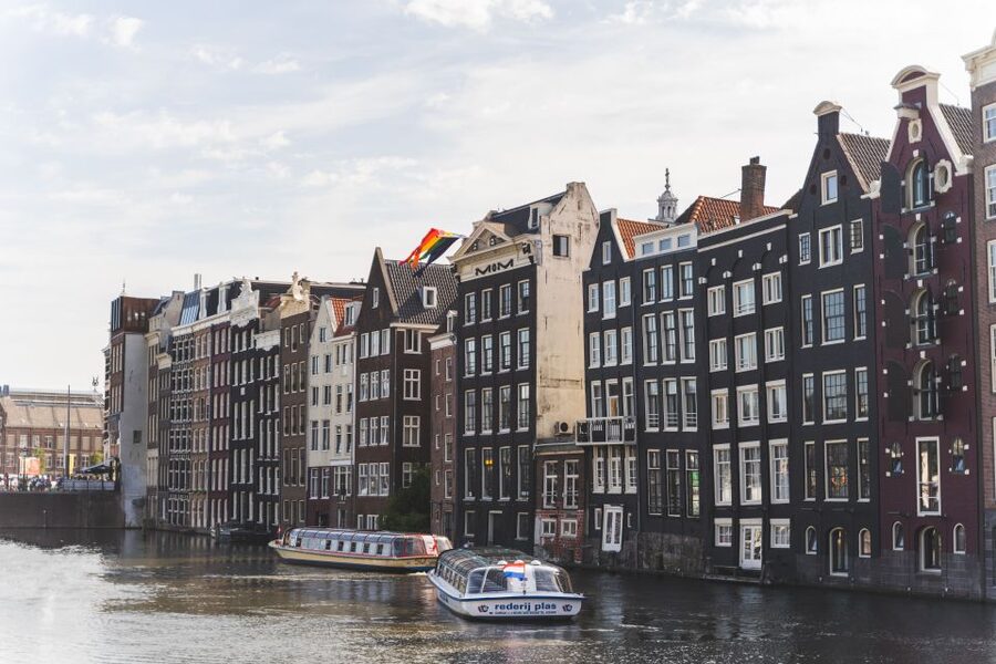 Amsterdam full day tour: Walking, Biking & Cruising - Lunch: useful free time, not a meal included in the price