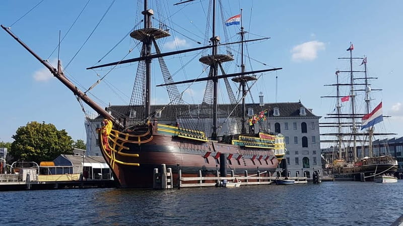Amsterdam: Off the Beaten Path Bike Tour in French - From Amsterdam-Centrum to Prins Hendrikkade