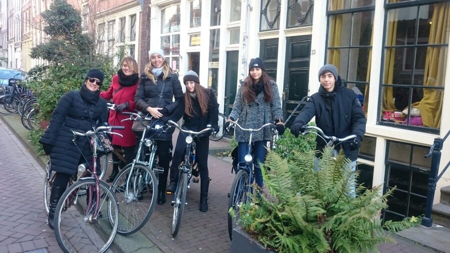 Amsterdam: Private City Bike Tour in italian - Key points to know before you book