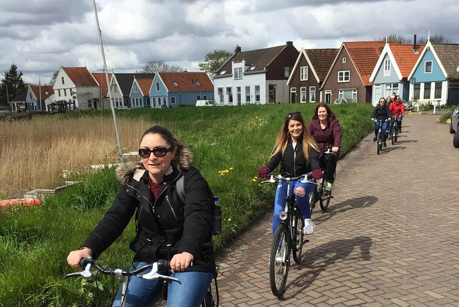 Amsterdam's Countryside Half-Day Bike Tour in Small Group - Weather, wind, and what to bring