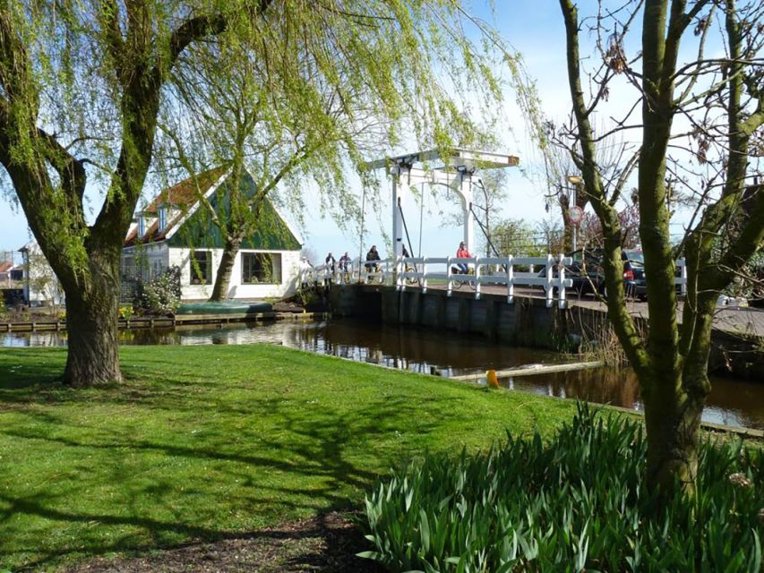 Amsterdam: Waterland District Countryside Villages Bike Tour - A 30-Minute Break at Hotel-Cafe De Zwaan