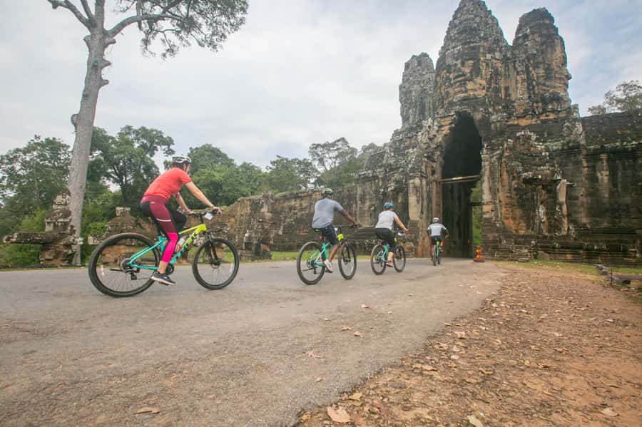 Angkor Wat: Guided Sunrise Bike Tour w/ Breakfast and Lunch - Who should book this Angkor Wat bike tour?