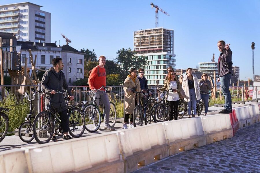 Antwerp: Guided Bike Tour - Grote Markt and the Gothic heart of Antwerp