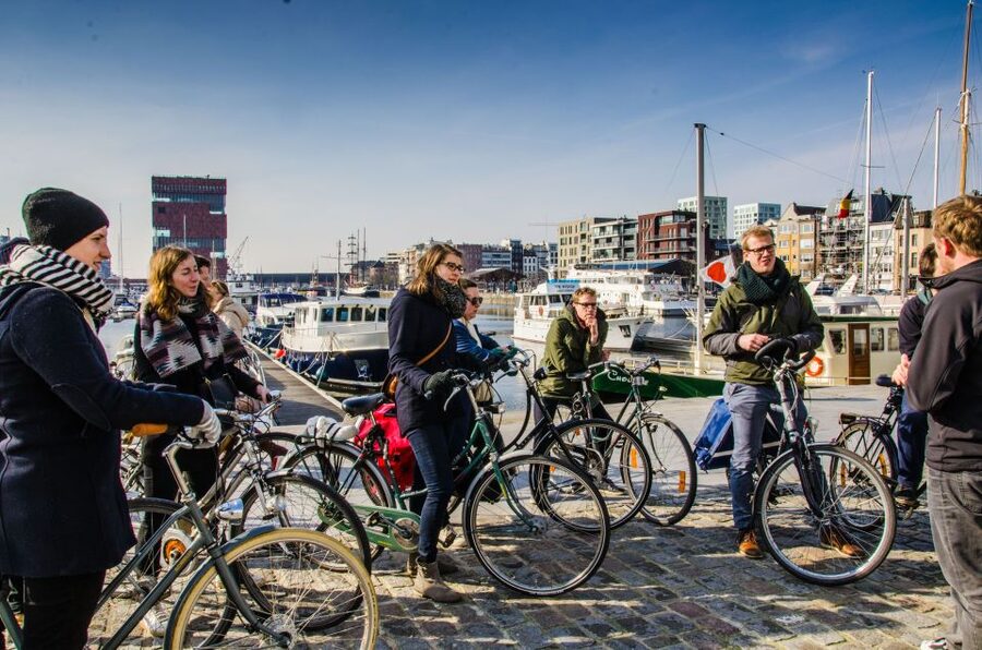 Antwerp: Guided Bike Tour - Starting near Antwerp Central Station and the Jewish neighborhood