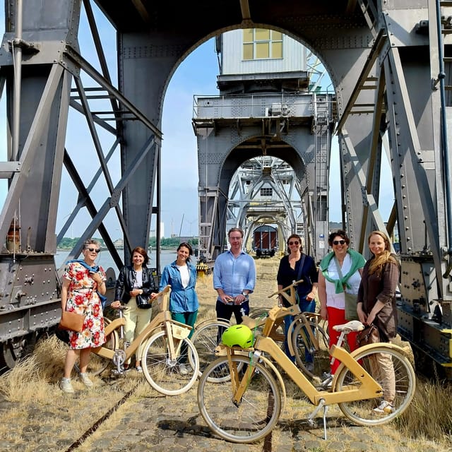 Antwerp: The Big 5 City Highlights by Wooden Bike - What the guide adds to the two-hour route