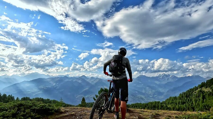 Aosta: E-bike full suspension day rental - Booking details worth keeping in mind