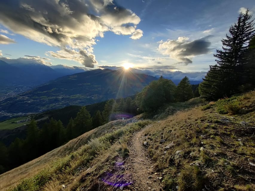 Aosta: E-bike full suspension day rental - Independent riding or a guide