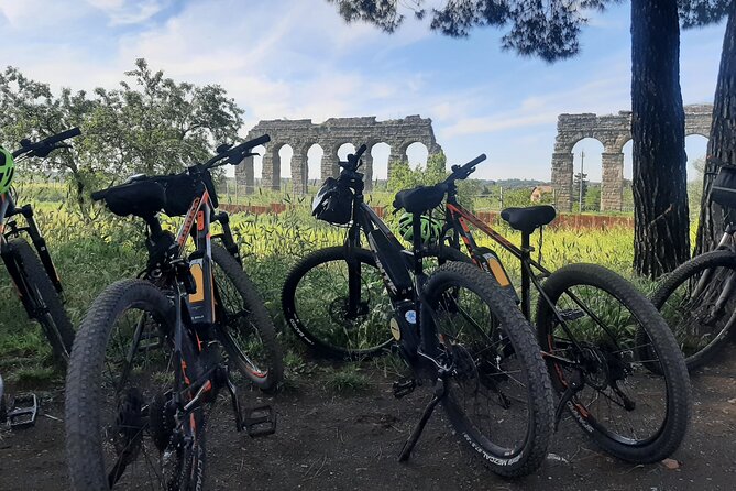 Appian Way Aqueducts Bike Tour (Catacombs & Lunch Option) - Aqueduct Park delivers the big Roman view