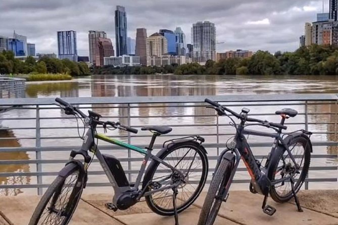 Austin Electric Bike Tour: Let it Ride - The mid-tour coffee and snack stop