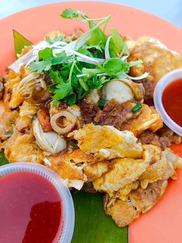 Back of the Bike Street Food Experience – Real Penang! - What the food setting is really like