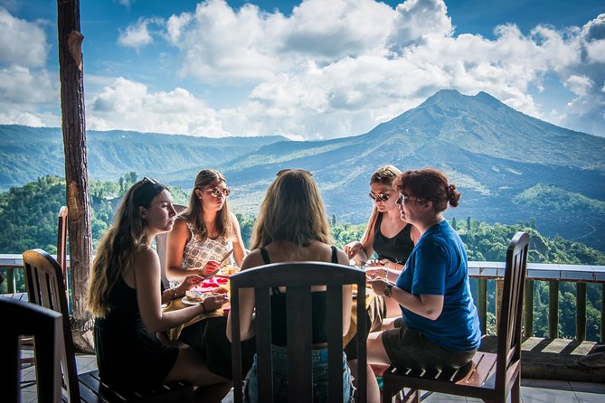 Bali Countryside Cycling Tours - Tegalalang Rice Terrace and Balinese farming