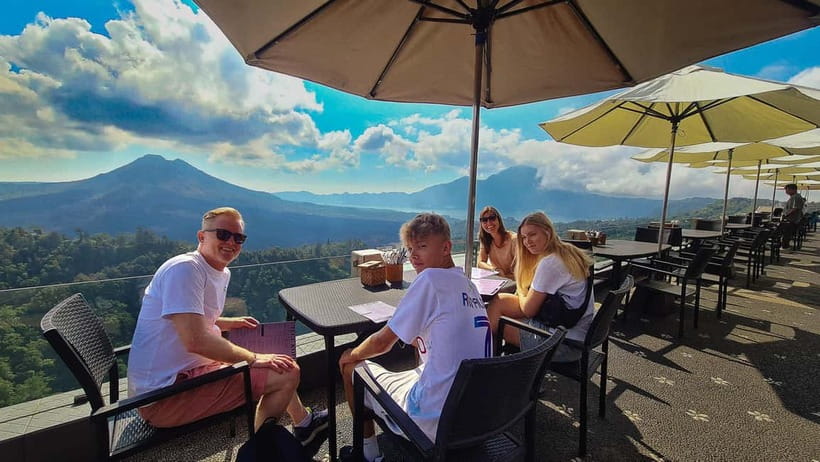 Bali: Kintamani Downhill Bike Tour, Jungle and Waterfalls - Getting ready for a downhill ride