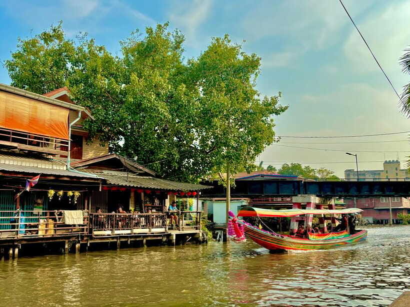 Bangkok: Bike, Boat & Food Tour in Thonburi - The Thai meal is part of the experience
