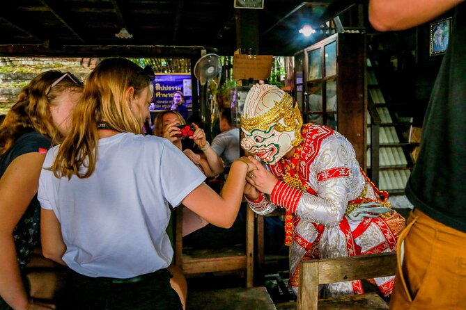Bangkok Canal Tour by Boat and Bike - Riding into Bangkok’s quieter side